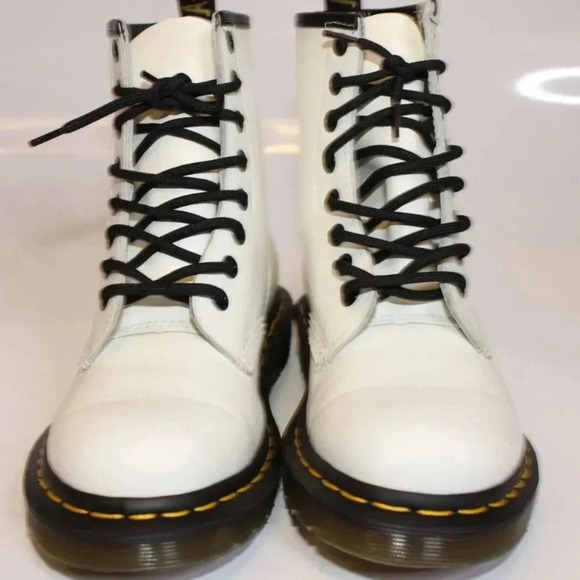 Dr. Martens White Smooth Leather 1460 Lace Up Ankle Boots  women’s Size 5/36 - Picture 8 of 13